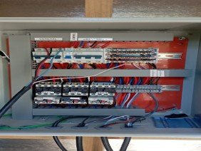 Eléctrico autorizado sec. - Photo 1