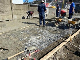 Yack constructora - Photo 1
